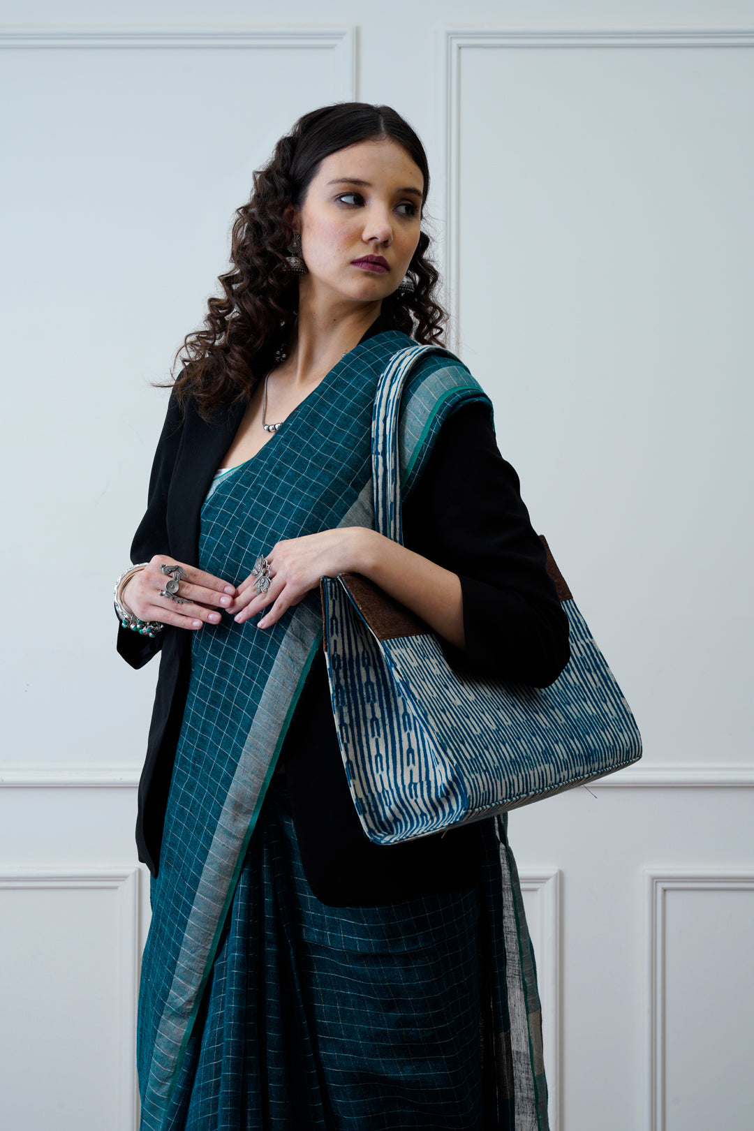 Pranit- The Teal Zari Linen Saree