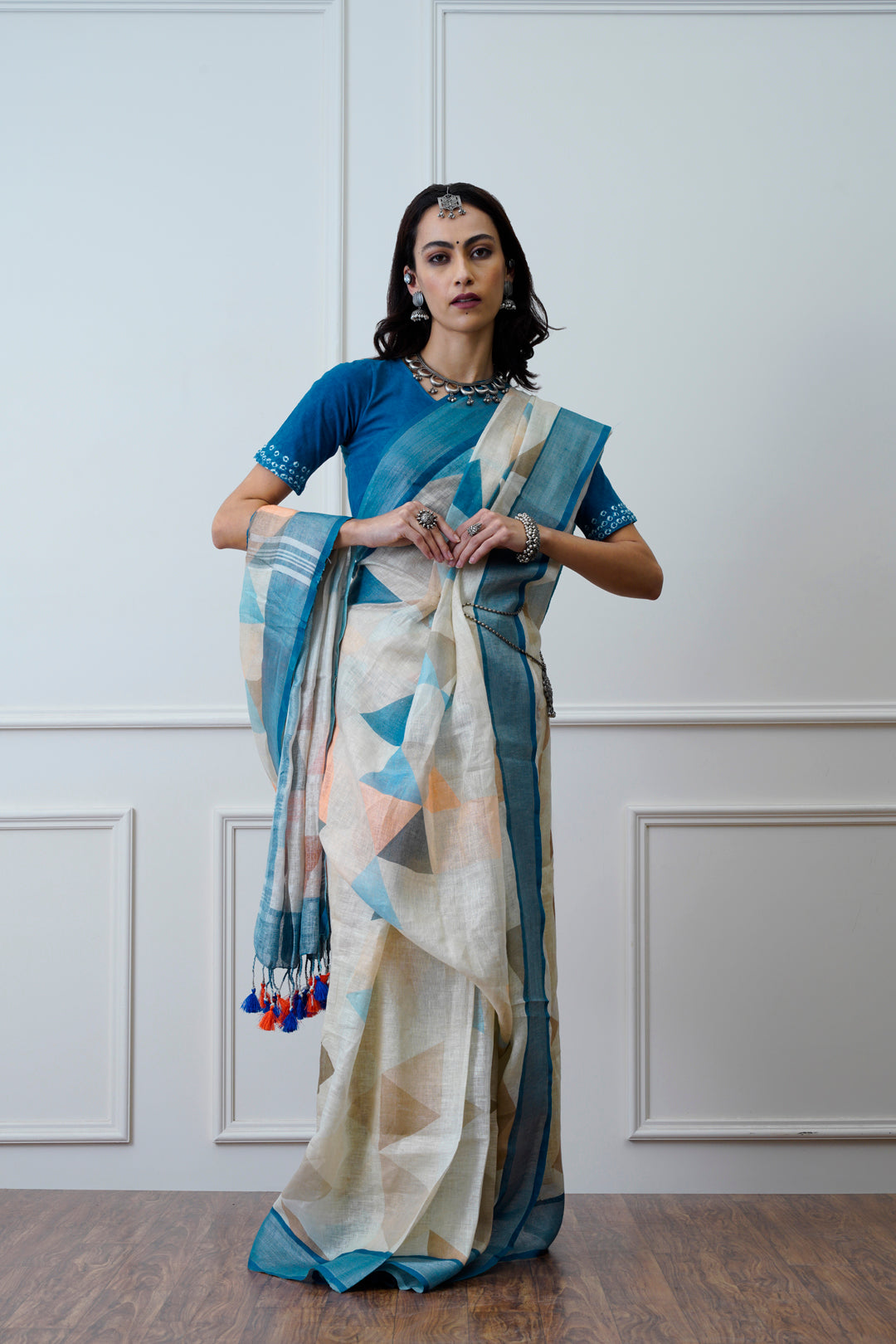 Bahaar- The Off White Printed linen Saree