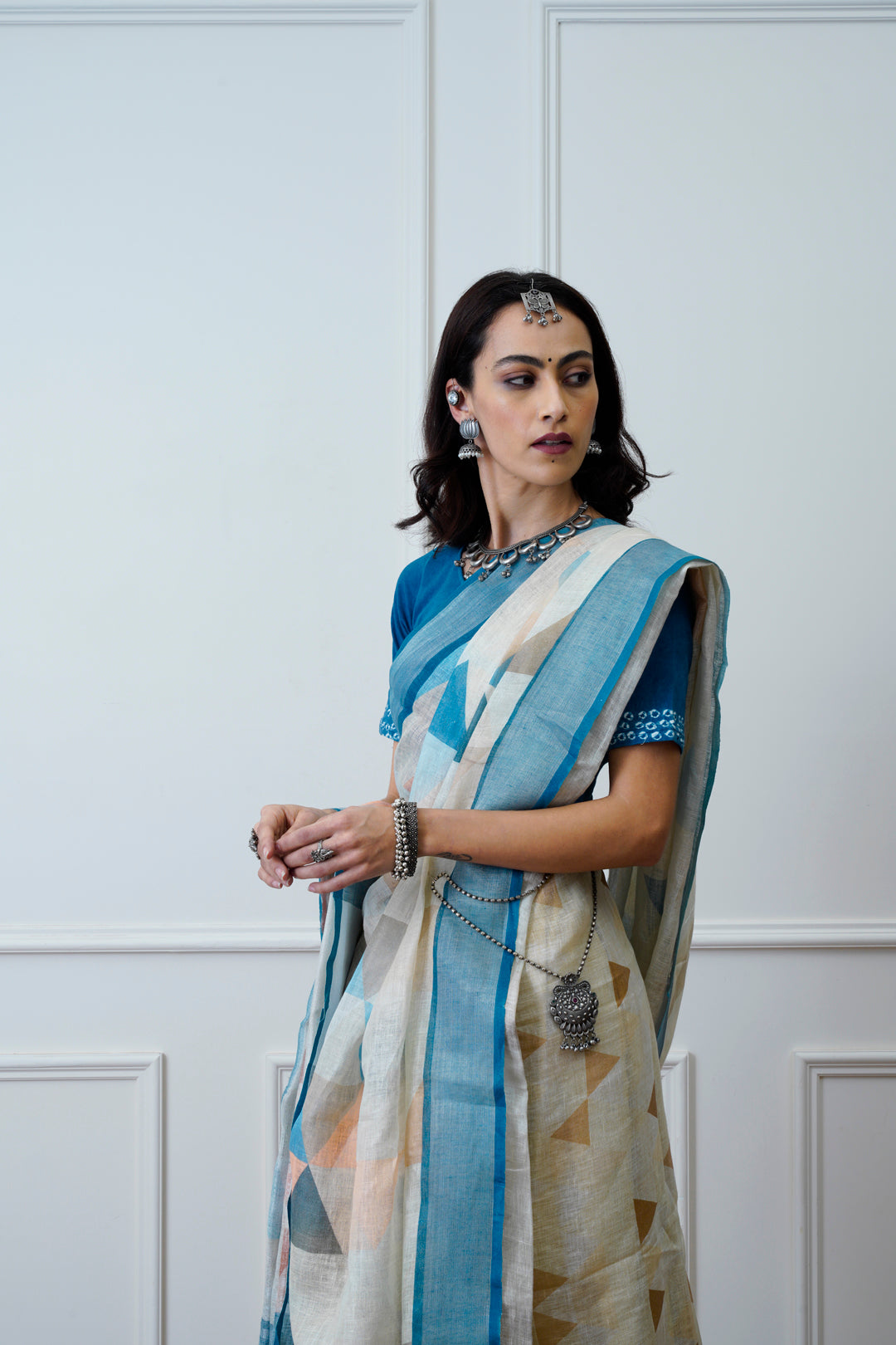 Bahaar- The Off White Printed linen Saree