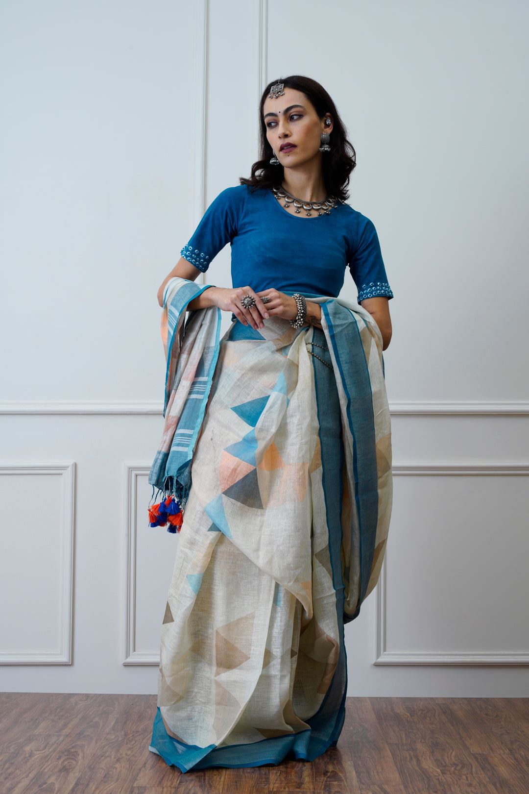 Bahaar- The Off White Printed linen Saree