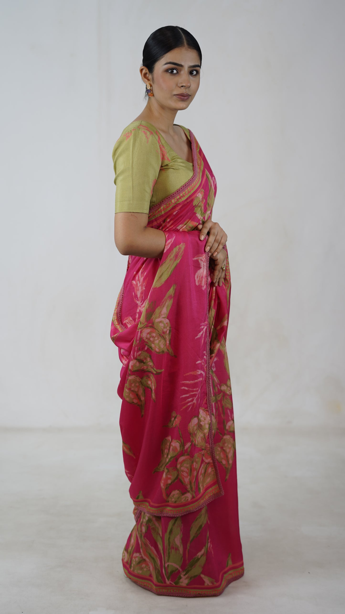 Ragini - The Pink Muslin Saree