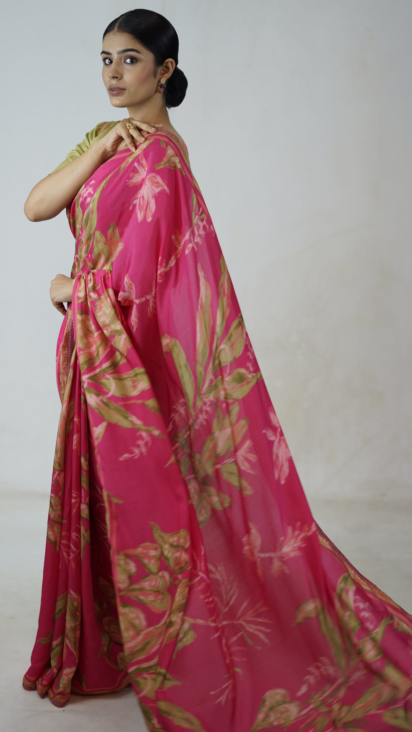 Ragini - The Pink Muslin Saree