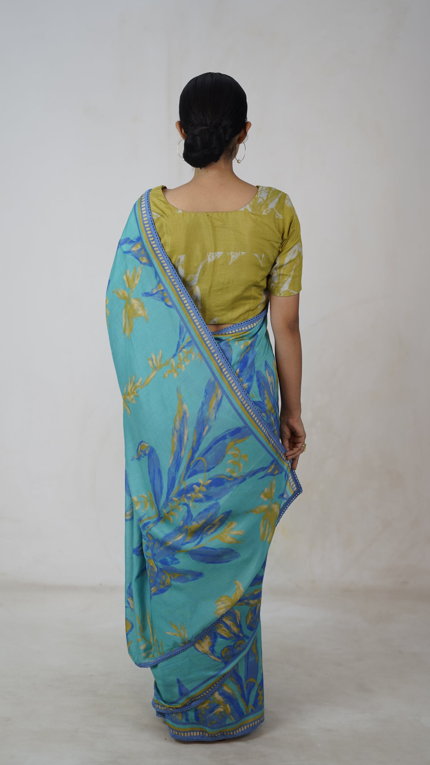 Maya - The Blue Muslin Saree