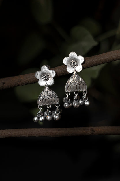 Pushpa- Flower Studs Earrings