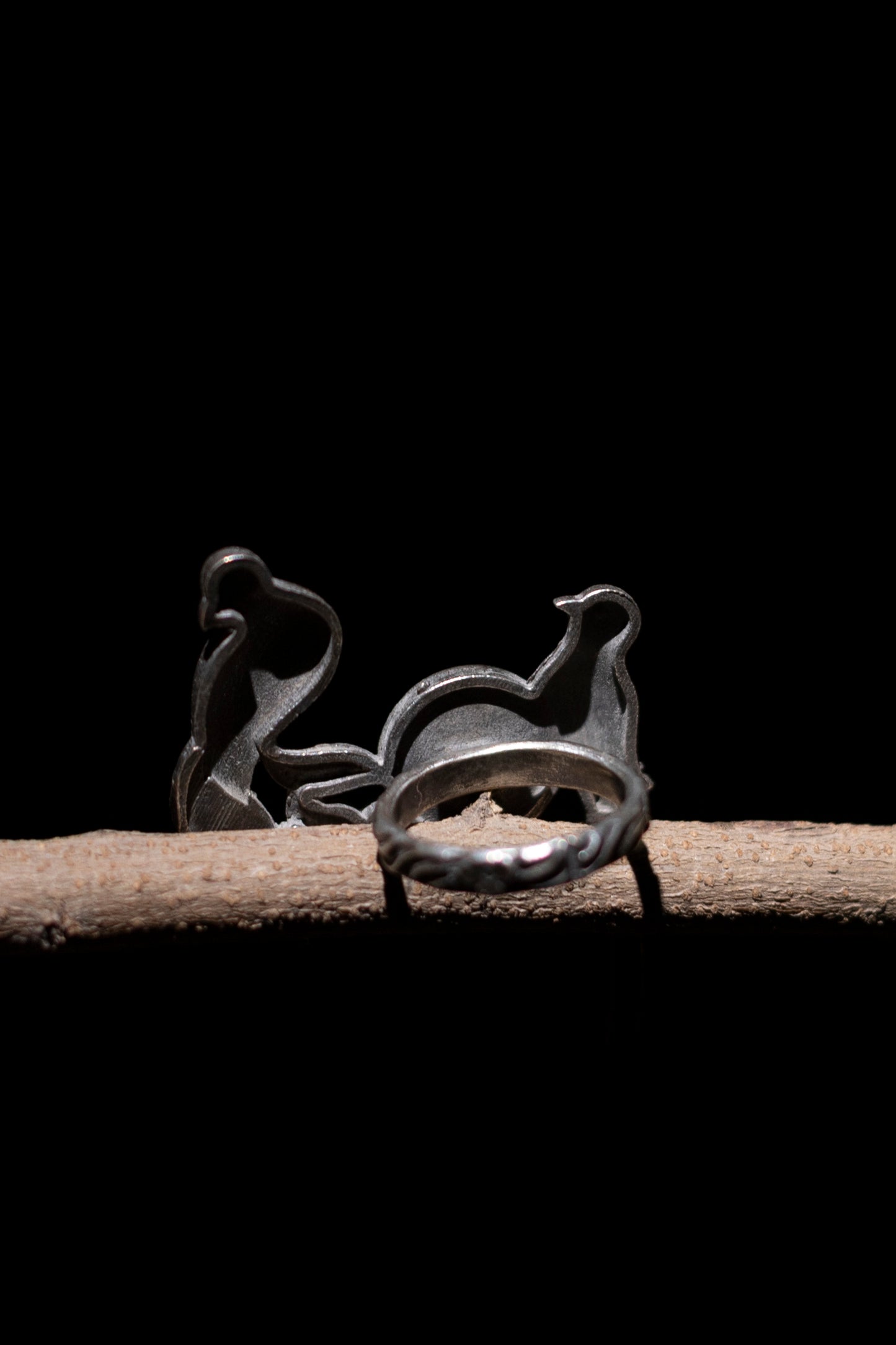 Avian- Elegant Parrot Ring