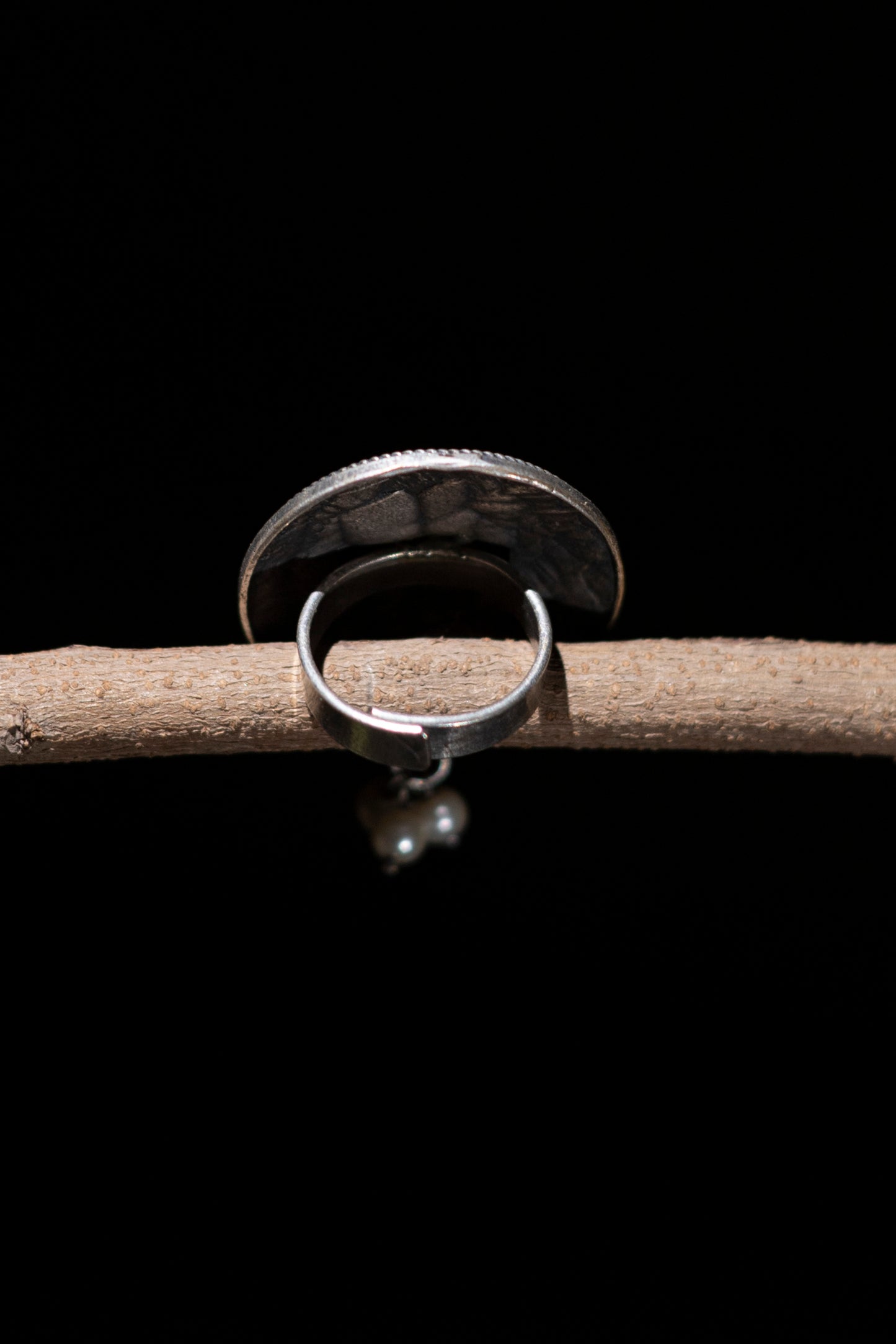 Ojas- Pearled Round Ring